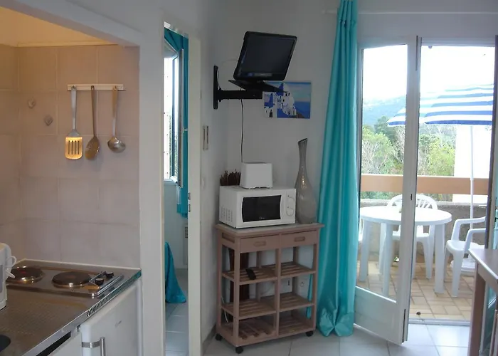 Daire Corsicana LʼÎle-Rousse