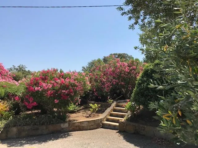 科西卡纳公寓 公寓 *